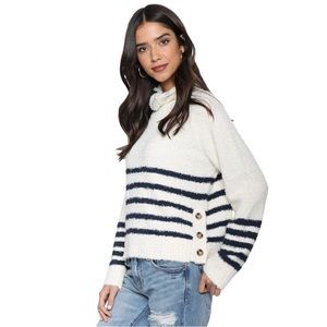 NWT FAVLUX Stripe Cozy Soft Turtleneck Swe…